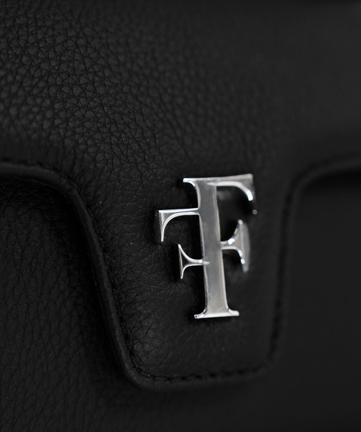 The Mini BAG FF18 Black